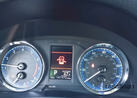 2018 Toyota Corolla Le from USA, damaged, VIN 2T1BURHE7JC092331